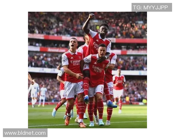 英超激战莱比锡大胜本菲卡红牌争议引发全场热议