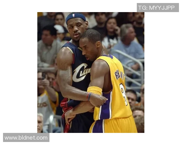 詹姆斯与姚明巅峰对决回顾NBA历史上最具传奇色彩的比赛瞬间