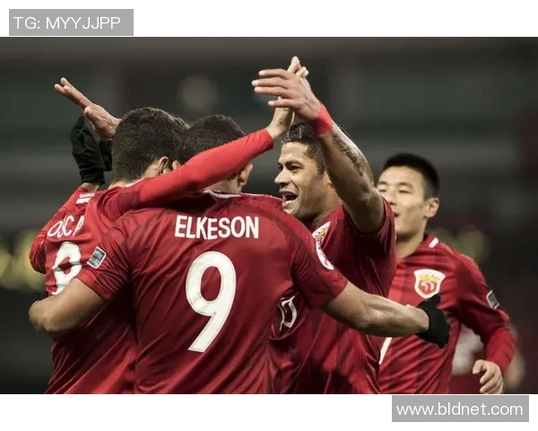 中超精彩对决波尔图逆转曼城六比二十大进球瞬间引爆全场热情