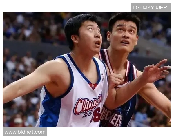 姚明回忆与加内特的对决历程与友谊深厚的篮球情谊