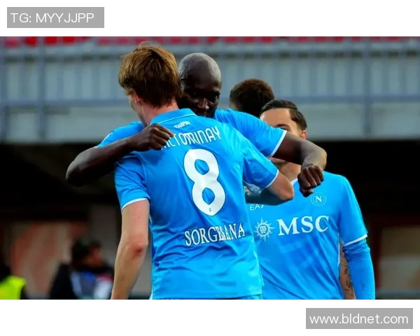 意甲激战那不勒斯与莱比锡0比0红牌争议引发全场热议