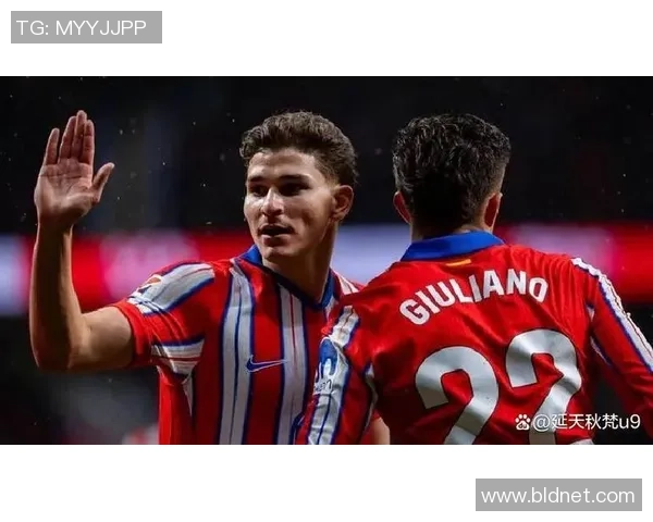 英超激战：拜仁3-0马竞帽子戏法引发争议判罚全场沸腾