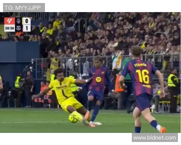 西甲激战莱比锡逆转巴黎圣日耳曼红牌争议引发全场热议