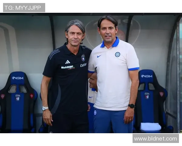 中超激战波尔图与国米战成平局争议判罚引发全场热议 中超激战波尔图与国米战成平局争议判罚引发全场热议