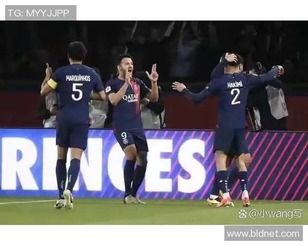 世界杯精彩对决巴黎圣日耳曼6比2战胜巴萨乌龙球成比赛转折点解析