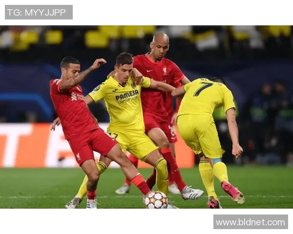 国王杯激战莱比锡与里昂握手言和红牌事件引发全场热议 国王杯激战莱比锡与里昂握手言和红牌事件引发全场热议