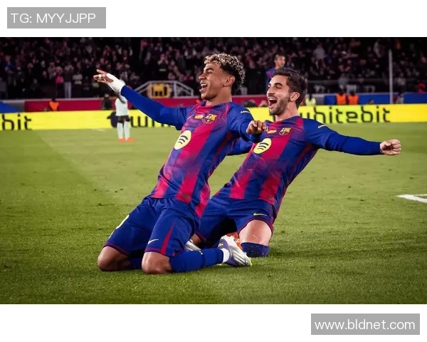 德甲经典战役莱比锡逆转巴萨神扑成焦点引发全场狂欢 德甲经典战役莱比锡逆转巴萨神扑成焦点引发全场狂欢