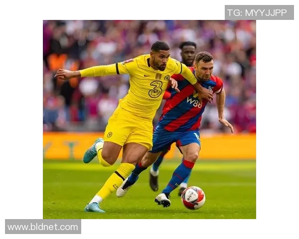 足总杯精彩对决尤文图斯与巴黎圣日耳曼战平乌龙球成比赛转折点