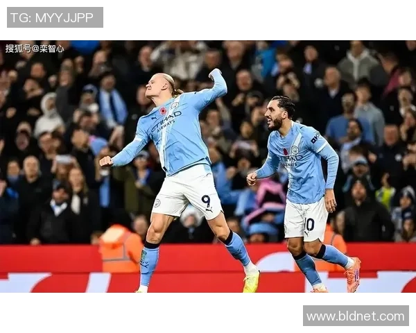 英超激战曼城大胜尤文图斯四球狂潮引爆全场精彩瞬间回顾