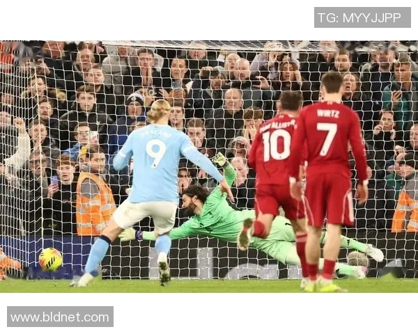 欧联杯精彩对决波尔图逆袭曼城6比2补时进球引爆全场激情 欧联杯精彩对决波尔图逆袭曼城6比2补时进球引爆全场激情